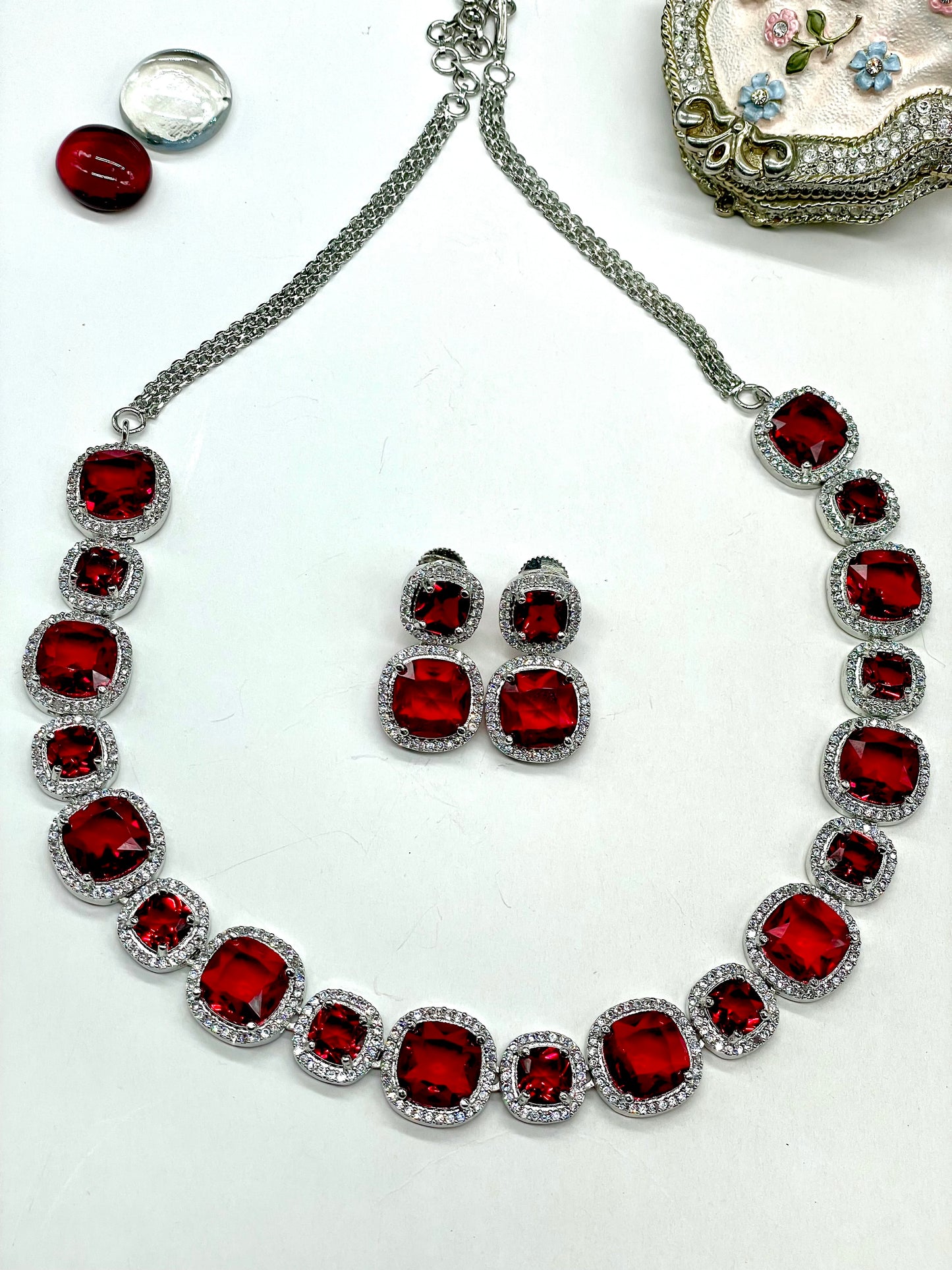 Doublet Stone Necklace