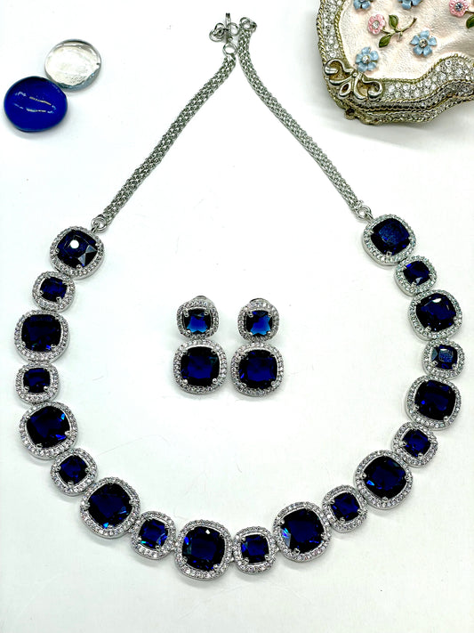 Doublet Stone Necklace