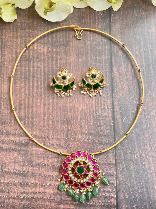 Jadau Kundan Pendant Set - Star